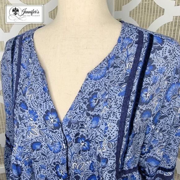 St. John's Bay Blue Floral Split Neck Balloon Sleeve Peasant Blouse Size L - Picture 2 of 12